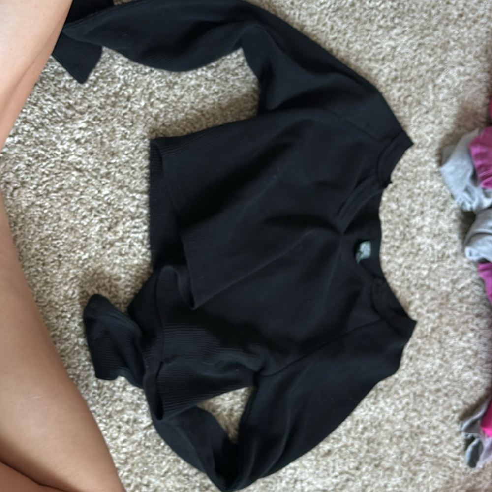 black long sleeve size xs